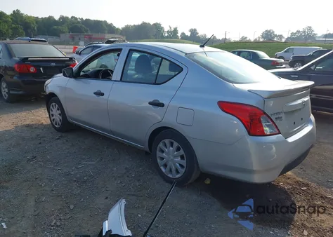 2018 Nissan Versa 1.6 S+ z USA, uszkodzony, nr VIN 3N1CN7AP4JL830345